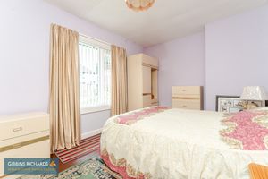 Bedroom- click for photo gallery